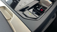 BMW iX 240kW xDrive40 M Sport 76.6kWh 5dr Auto Electric Estate